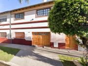 Venta Casa en Lanús Este 4 ambientes con Garaje Ideal 2...