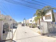 VENTA CASA EN LAS HADAS AGUASCALIENTES SOLO CONTADO...