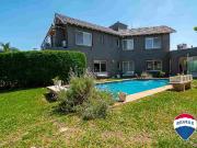 VENTA CASA EN LAS LAJAS GENERAL RODRIGUEZ PILETA