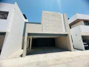 VENTA CASA EN LOMAS DE CHAPULTEPEC