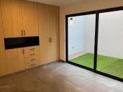 VENTA CASA EN LOMAS DE JURIQUILLA CON RECAMARA EN PB