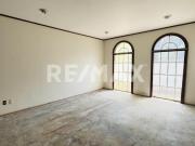VENTA CASA EN LOMAS DE LAS PALMAS 4