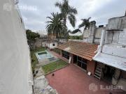 Venta Casa en Mataderos 4 ambs, patio, jardín, cochera,...