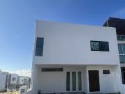 VENTA CASA EN MILENIO III QUERETARO FRACCIONAMIENTO...