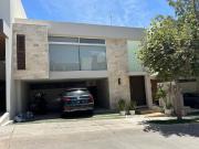 VENTA CASA EN MONTERRA