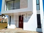VENTA CASA EN PARAJE LAS GRULLAS RESIDENCIAL TLAJOMULCO