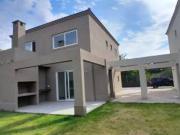 Venta Casa en Pilar, Saravi Village