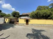 Venta casa en Prados Del Este. Diseñada por el...