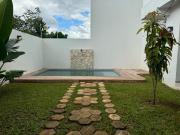 Venta casa en privada con Paneles Solares – Totalmente...