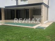 Venta Casa en Privada Manantiales de Cocoyoles, Zona...