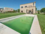 Venta Casa en Puertos del lago Barrio Araucarias