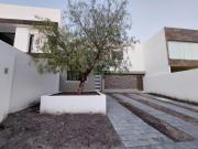 VENTA CASA EN QUERETARO CAMPESTRE JURIQUILLA CON 308M2...