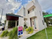 VENTA CASA EN RESIDENCIAL ARBOLADA EN ESQUINA AV HUAYACAN