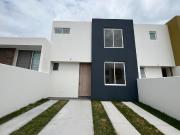 VENTA CASA EN RESIDENCIAL ZARZALES AL NORTE DE LA CIUDAD