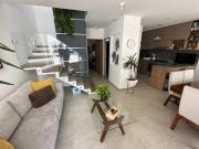 VENTA. Casa en SAN ISIDRO JURIQUILLA 3 recamaras 3 baños