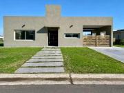 VENTA CASA EN SAN SEBASTIAN AREA 2 4 AMBIENTES