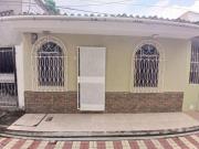 VENTA CASA EN SAUCES 5 EN PLANTA BAJA