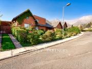 Venta Casa en seguro condominio, Peñalolén