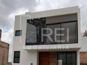 VENTA CASA EN SENDEROS DE MONTE VERDE TLAJOMULCO VENTA CASA EN SENDEROS DE MONTE VERDE TLAJOMULCO