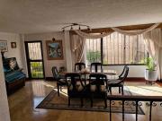 Venta de Casa Frente al Colegio SEK