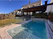 Venta Casa en Valle Escondido,en Condominio