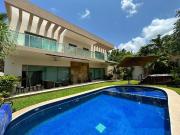 VENTA CASA EN VILLA MAGNA CANCUN DE 4 RECAMARAS