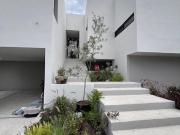 VENTA CASA EN VILLAS DEL MESON JURIQUILLA LL