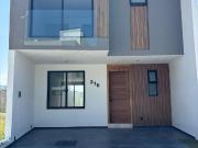 VENTA CASA EN ZOI SANTA ANITA ZONA GALERIAS SUR