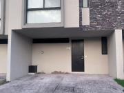 Venta Casa en ZOI Santa Anita