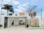 VENTA CASA EQUIPADA DE 3 RECAMARAS 4.5 BAÑOS Y ALBERCA,...