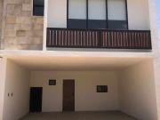 Venta Casa equipada en Privada Residencial, Komchen,...