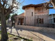 VENTA CASA ESQUINA EN JORGE NEWBERY APTA CREDITO
