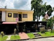 Venta Casa Esquinera Comercial, Rentando La Flora, Cali...