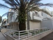 Venta casa esquinera de cuatro niveles en barrio ingenio...