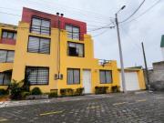 VENTA CASA ESQUINERA, PATIO JARDIN, 4 PARQUEOS, PORTAL...