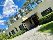 Venta. Casa. Estilo Campo. 6 ambientes. Pinares Country Club