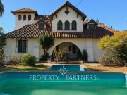 Venta Casa Estilo Castillo Español – Miraflores Bajo,... Venta Casa Estilo Castillo Español – Miraflores Bajo,...