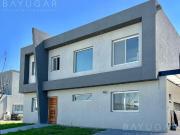 Venta Casa Estilo Moderno Lagoon Pilar