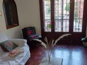Venta Casa estilo Uruguay 1300, 4/5 habitaciones,...