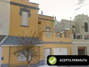 Venta casa ex municipal 4 ambientes c/ cochera Liniers
