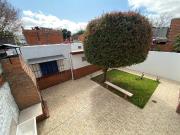 VENTA CASA EXCELENTE ESTADO FICARELLI 2700