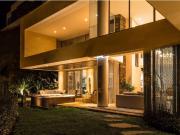 Venta Casa Exclusiva en La Calera — El Poblado