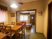 Venta casa 2 dormitorios pileta y patio ezpeleta