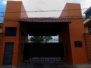VENTA Casa Familiar con Casa de Huéspedes en Bosques de...