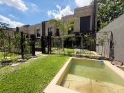 VENTA Casa Fisherton 3 dormitorios con pileta y parrillero