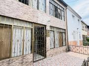 VENTA CASA FLORIDABLANCA LAGOS III REFORMADA PEATONAL....