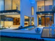 Venta Casa Fracc. con Seguridad Paraíso Country Club,...