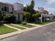 VENTA CASA FRACCIONAMIENTO LOMAS DE COCOYOC