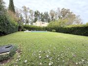 VENTA Casa impecable categoria de construccion Pilar...