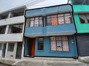 VENTA CASA INDEPENDIENTE, CARAPUNGO, FRENTE A PARQUE D 9